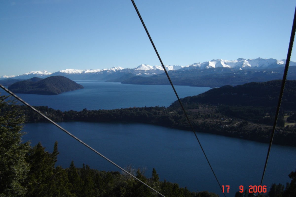 Vista durante a descida do Cerro Campanário, Bariloche.