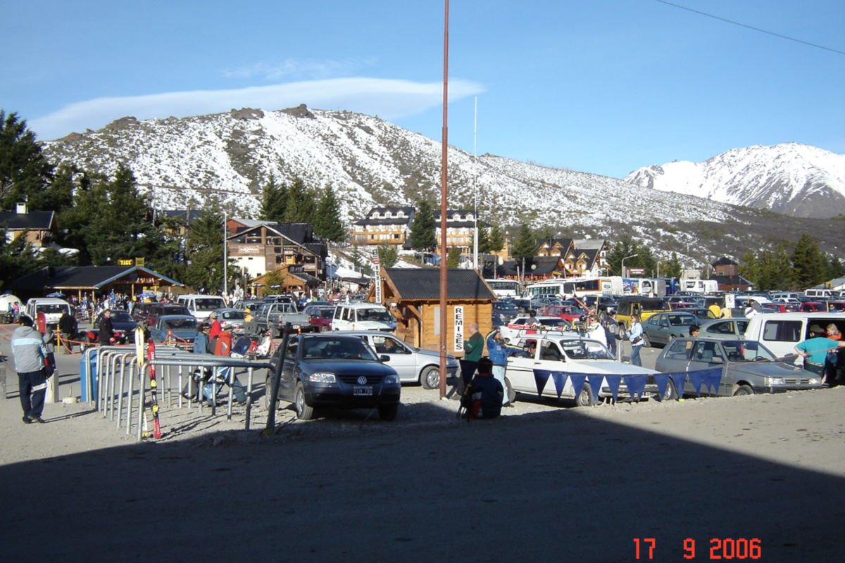 Novamente na base, estacionamento do Cerro Catedral, Bariloche.
