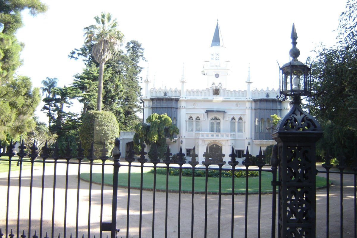 Casa Quinta de Eastman que hoje pertence ao exército no City Tour Montevidéu.