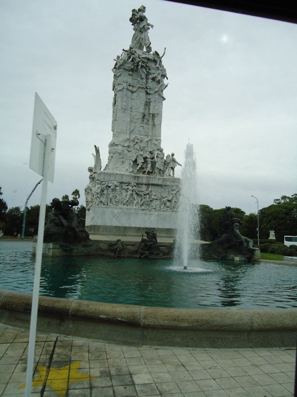 Monumento de los españoles em Buenos AIres.