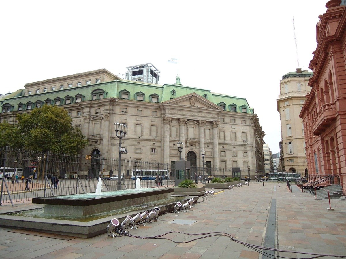 Banco de la Nación Argentina, fundado em 18 de outubro de 1891.