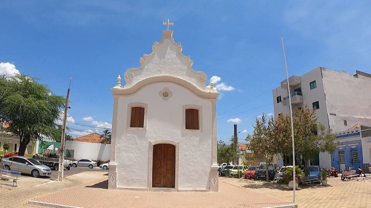 Primeiro igreja de Serra Talhada, hoje Igreja N. Sra. do Rosário.