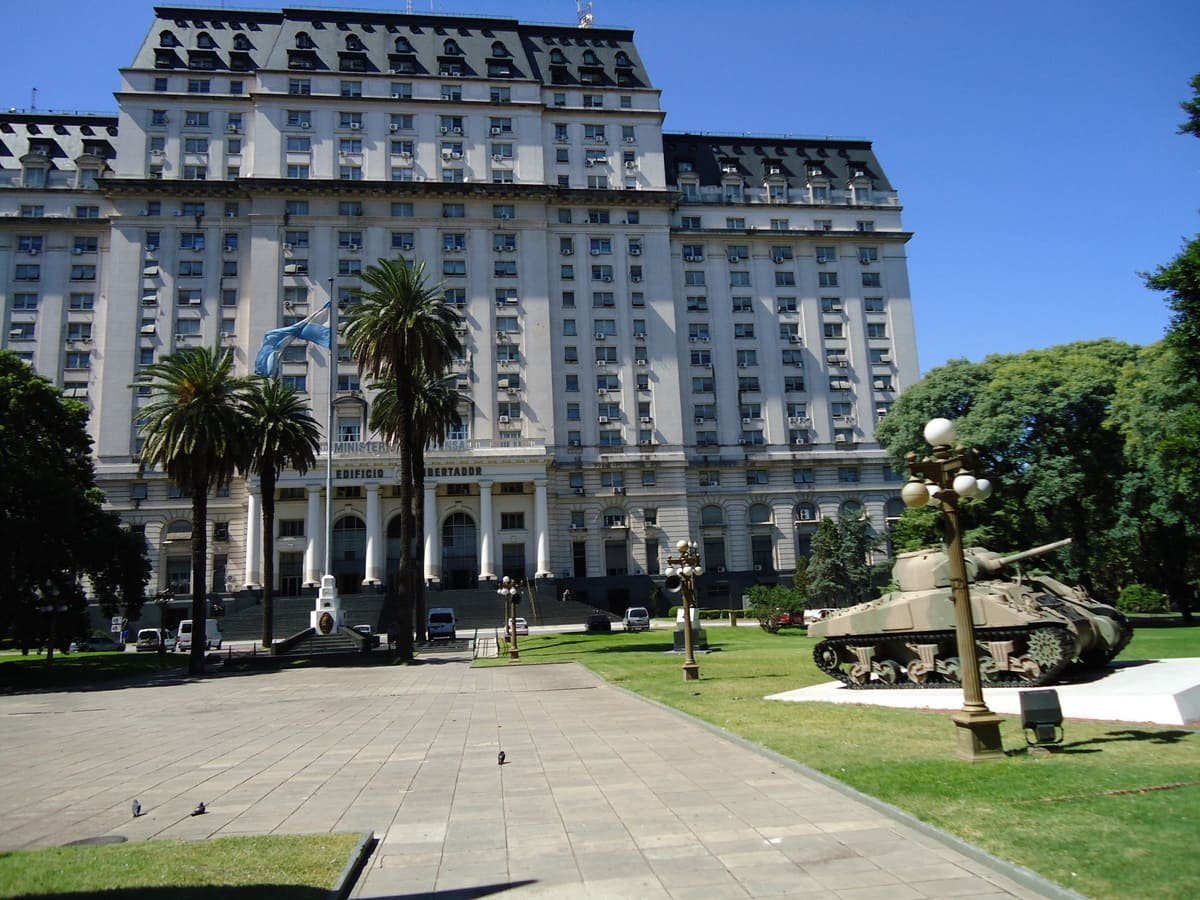 Ministerio da Defensa, Buenos Aires.